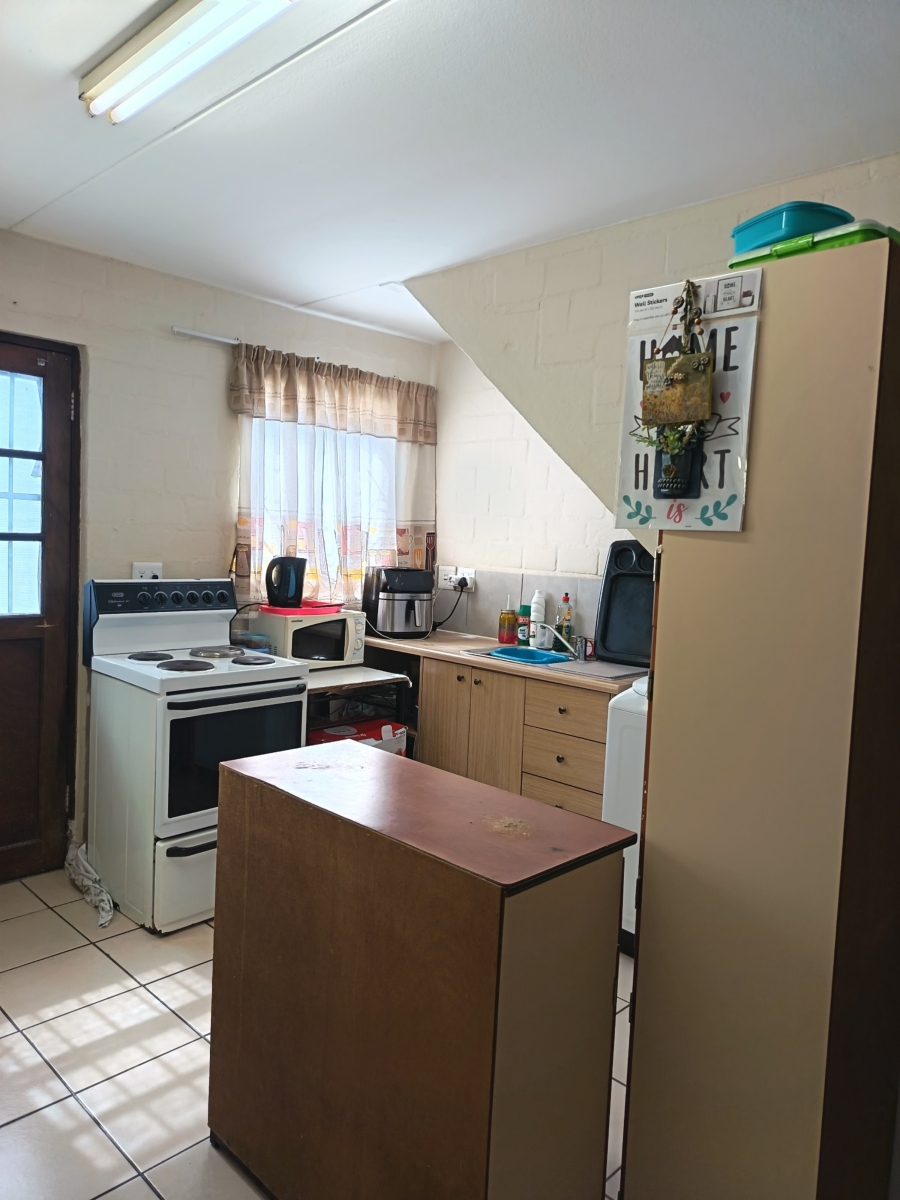 To Let 2 Bedroom Property for Rent in Fountain Village Western Cape